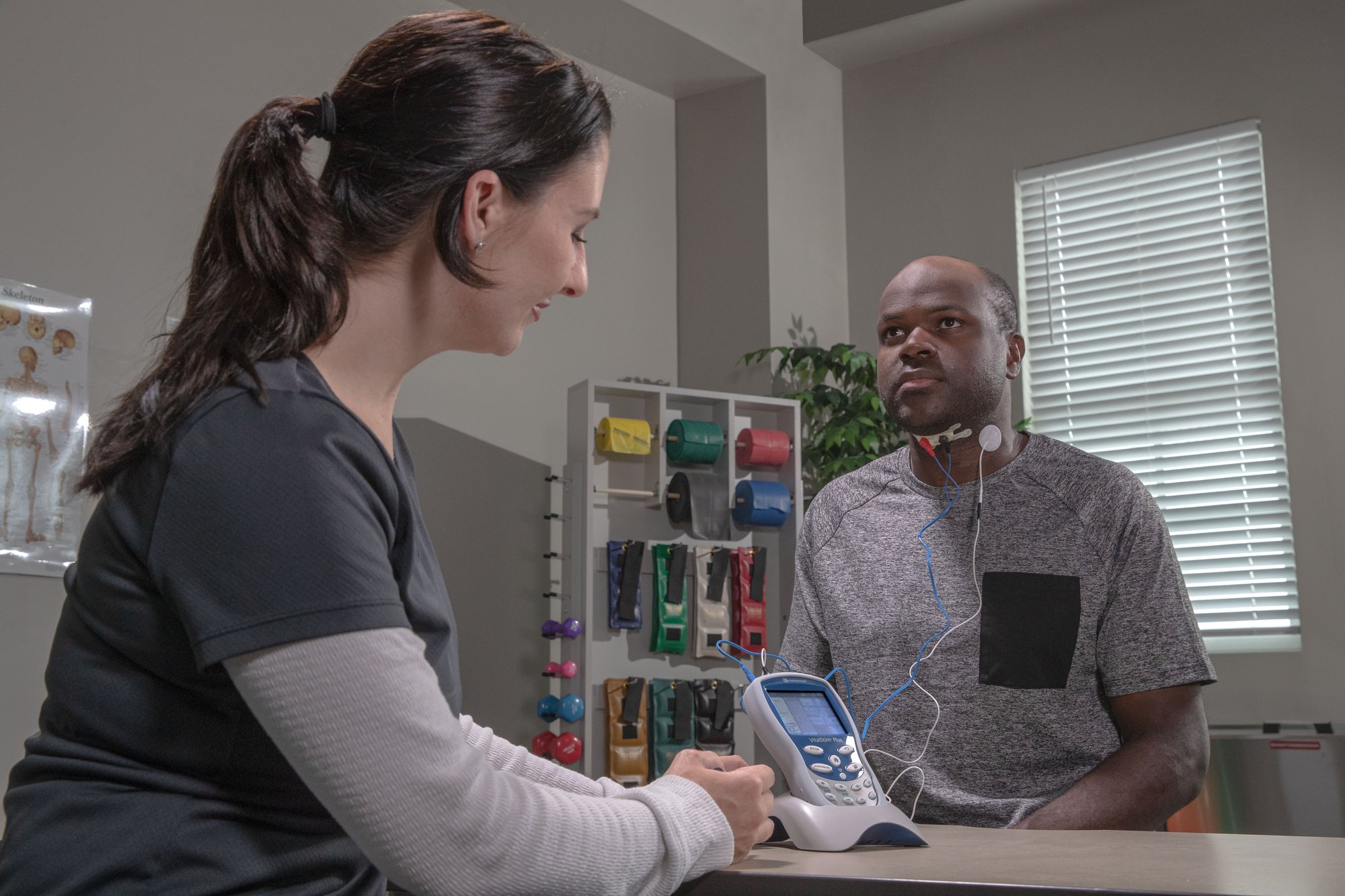 ch-2206-vitalstim-lyf-12-rgb ch-2206-vitalstim-lyf-12-rgb